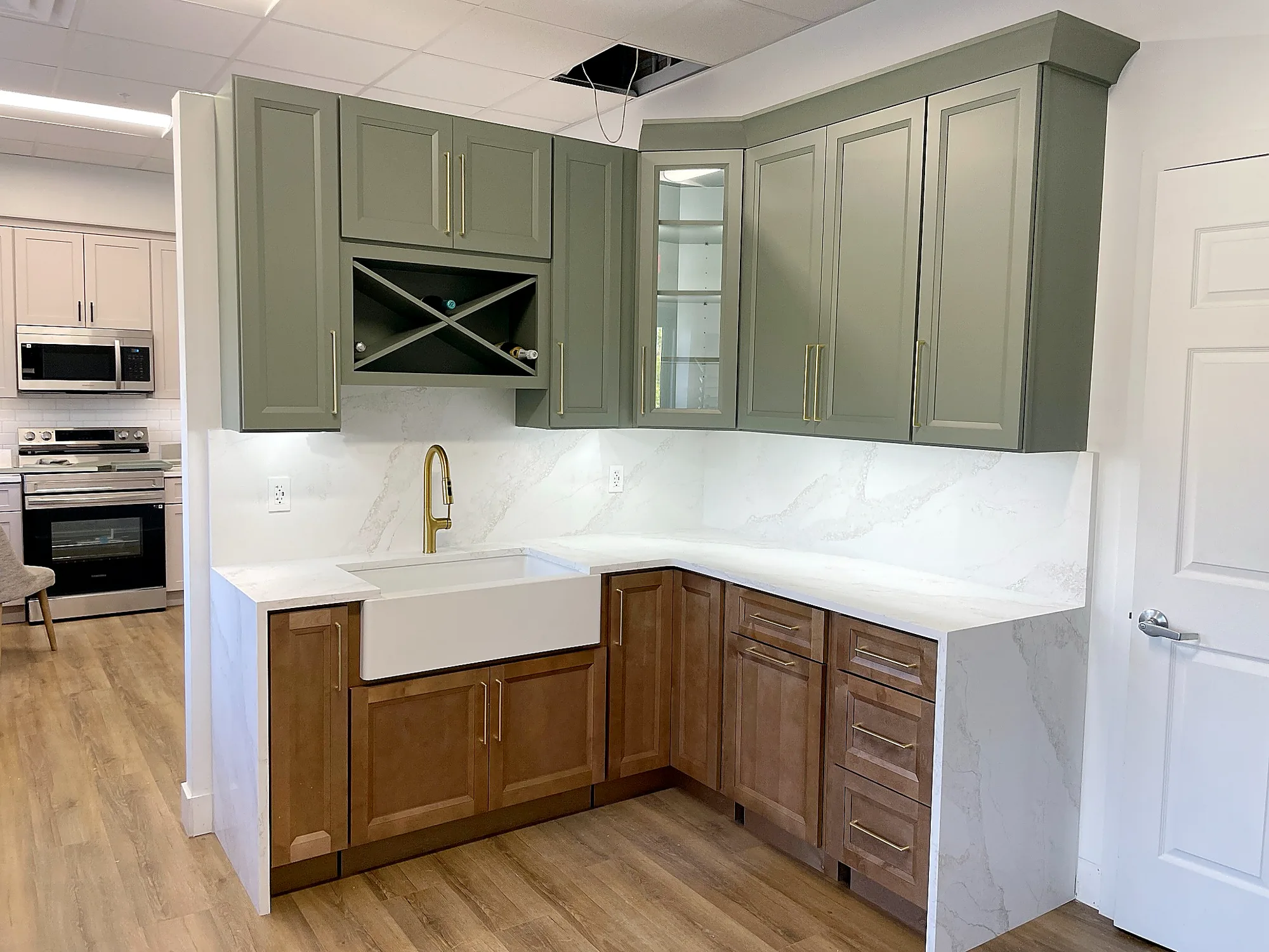 Display kitchen inside the Remoluxe USA showroom in Winter Springs, Florida