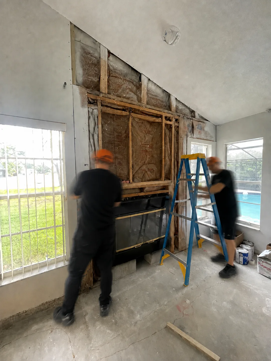 The Remoluxe USA crew working on a Central Florida home remodel